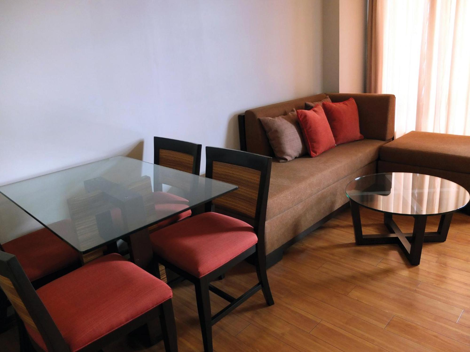 קואזון סיטי Soleste Suites מראה חיצוני תמונה