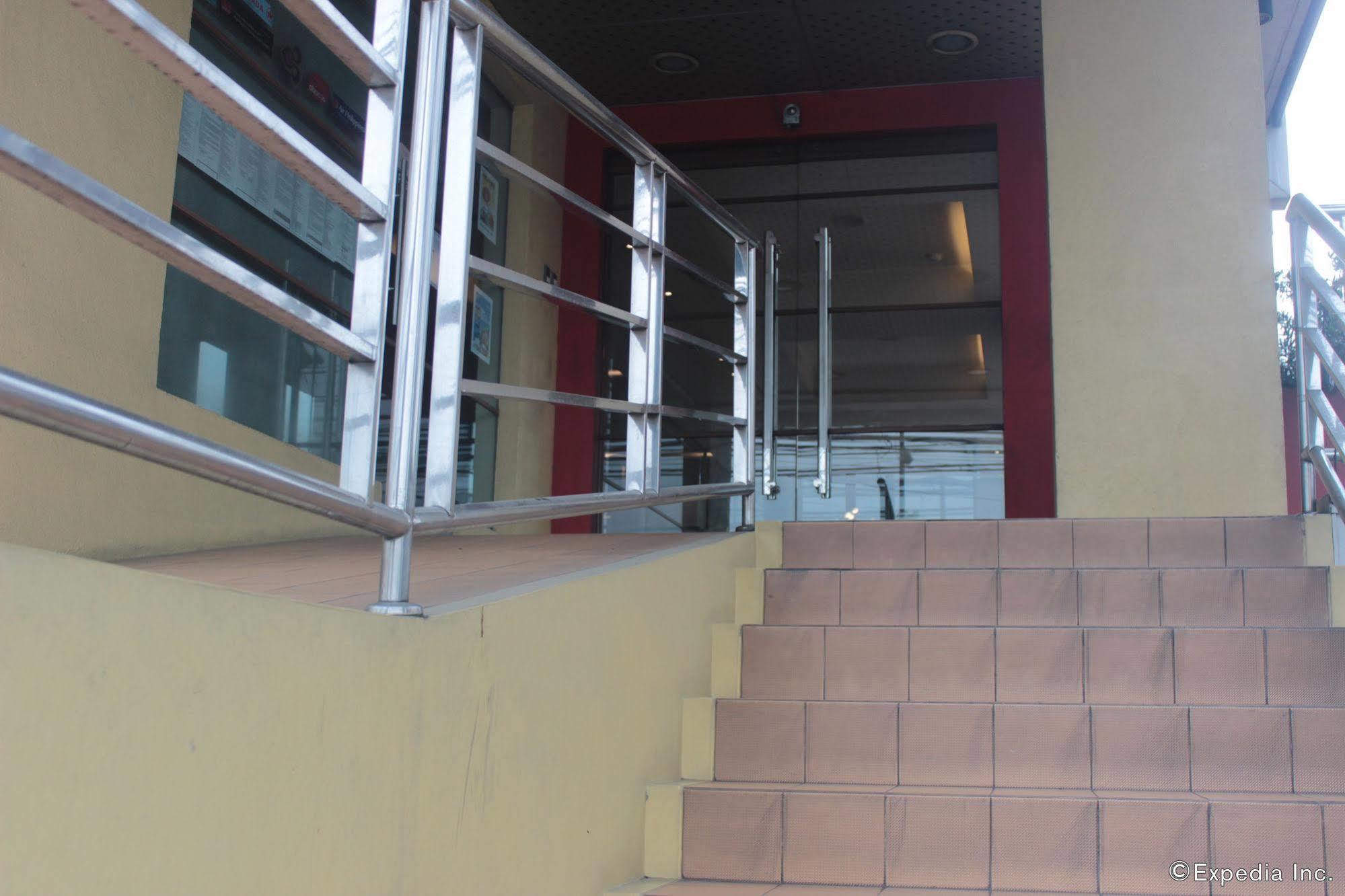 קואזון סיטי Soleste Suites מראה חיצוני תמונה