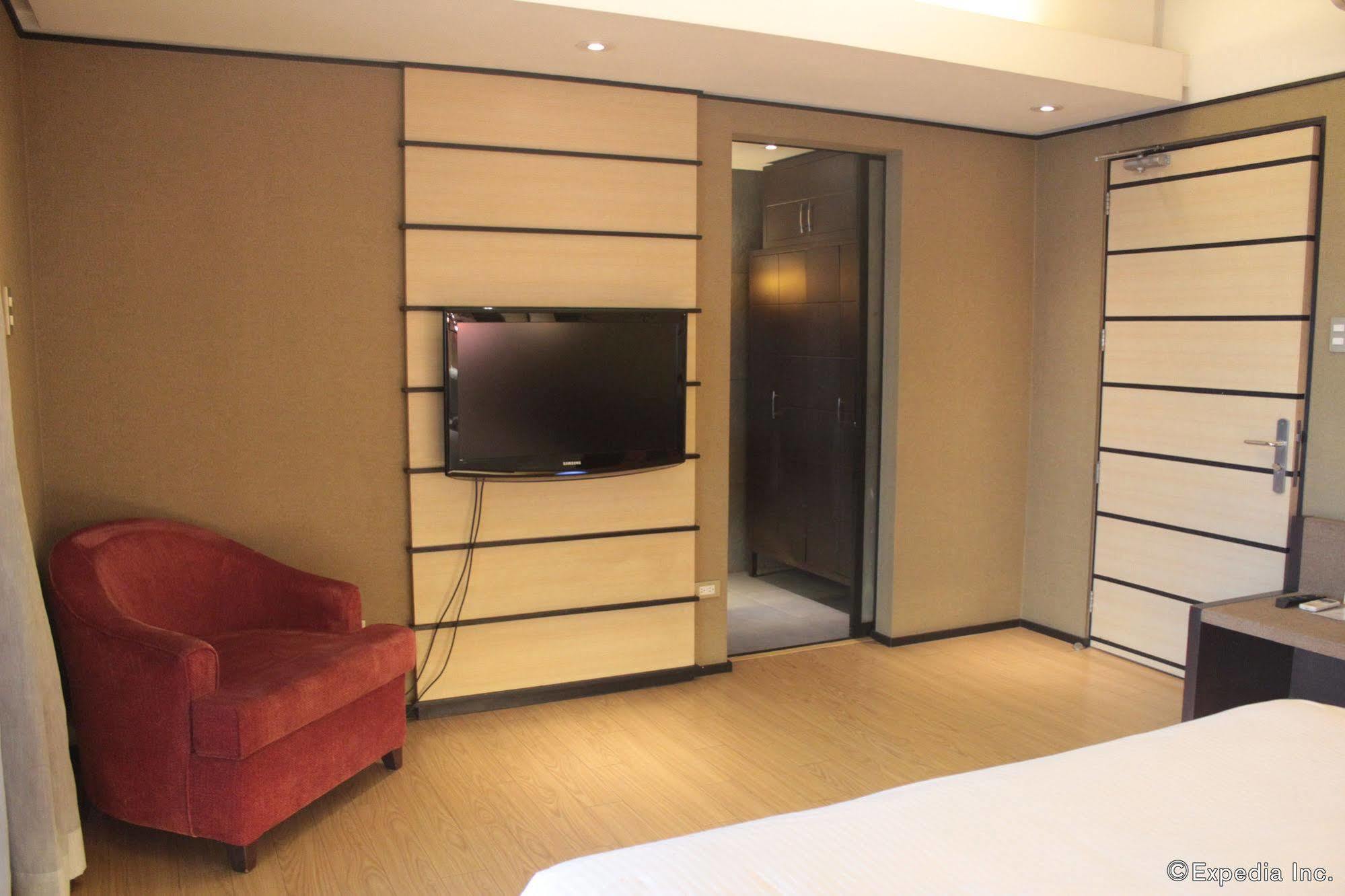 קואזון סיטי Soleste Suites מראה חיצוני תמונה