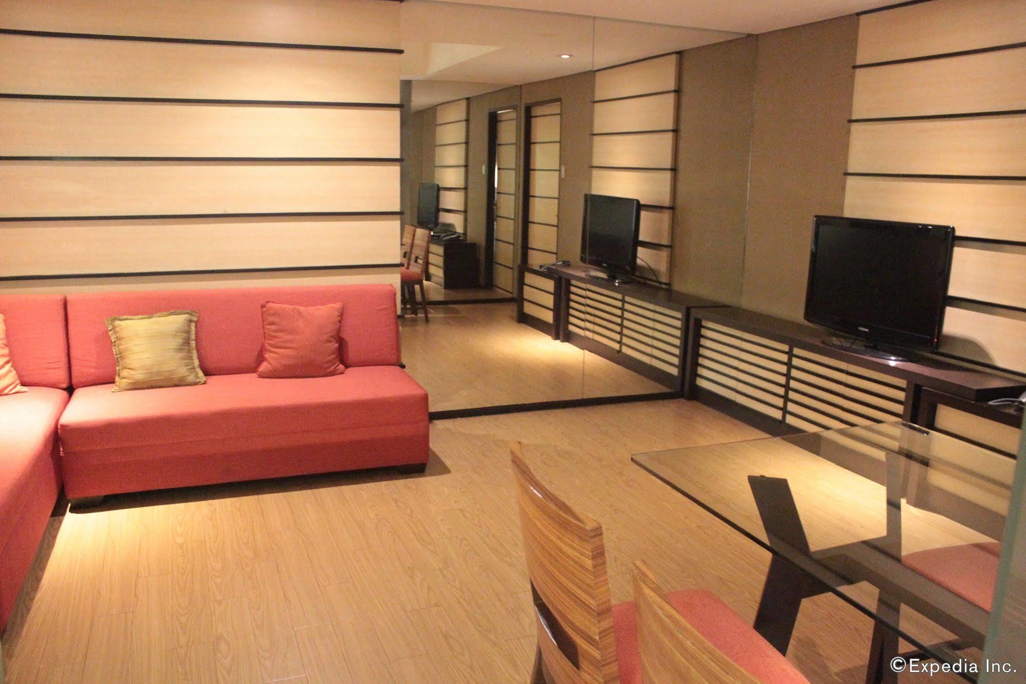 קואזון סיטי Soleste Suites מראה חיצוני תמונה