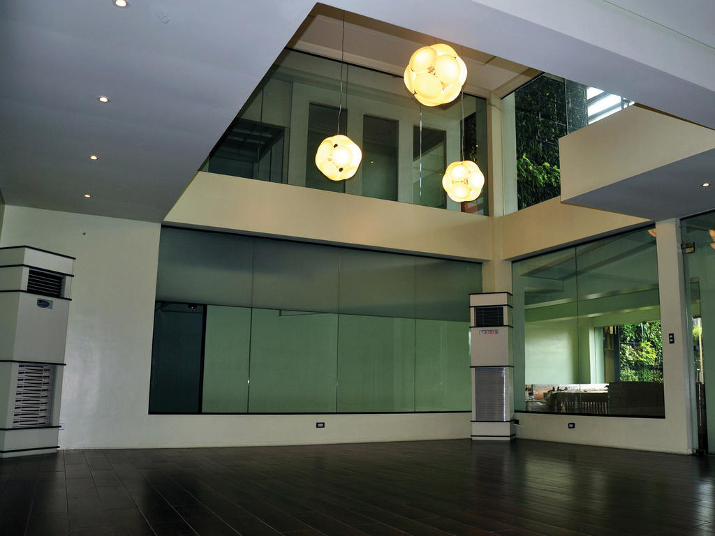 קואזון סיטי Soleste Suites מראה חיצוני תמונה